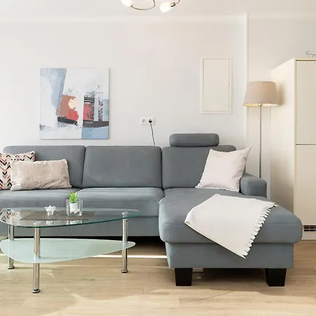 K2 - Strandhaus Koenigsberger Allee 8 - Feriendomizil Hollich 펜션 *